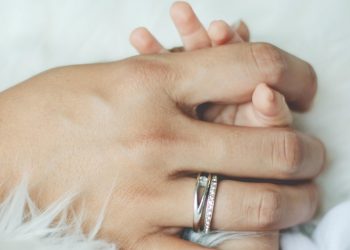 «Aγκαλιά» στήριξης του Δήμου στις νέες μητέρες