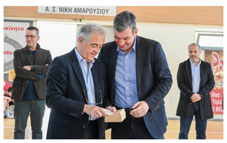 Με τη συμμετοχή πλήθος κόσμου η Νίκη Αμαρουσίου έκοψε την πρωτοχρονιάτικη πίτα της!