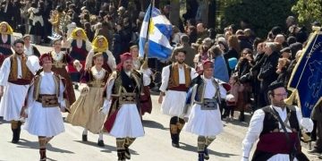 Παρέλαση 25ης Μαρτίου στον Δήμο Παπάγου - Χολαργού