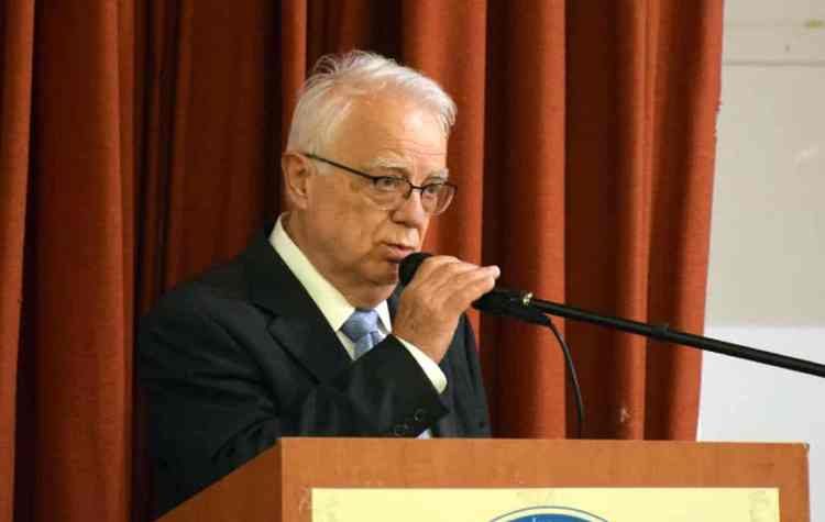 Λ. Παπακώστας: Παρουσιάζει το βιβλίο του για τον Ι. Καποδίστρια