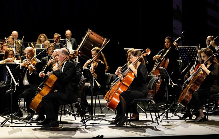 Στην συναυλία «Γυναίκα» στο Θέατρο Ολύμπια ο M.E.O.