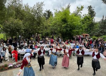 Ανοιξιάτικη γιορτή την Πρωτομαγιά στο Άλσος Ψυχικού