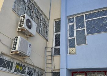 Νέα κλιματιστικά στα λύκεια του Δήμου ενόψει πανελλαδικών