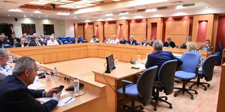 «Ηχηρό μήνυμα στήριξης των κοινωνικών υπηρεσιών των Δήμων» από την ΚΕΔΕ