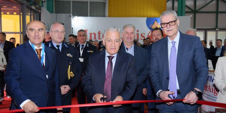 Την 3η Διεθνή Έκθεση Πολιτικής Προστασίας «InterAigis» εγκαινίασε ο πρόεδρος της ΚΕΔΕ Λάζαρος Κυρίζογλου