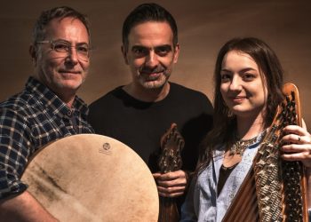 Βαγγέλης Καρίπης Trio - Γιώργος Κοντογιάννης & Κατερίνα Ζήση στο Theatre of the NO