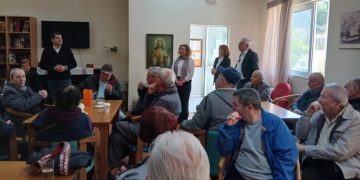 Μέρες αγάπης, προσφοράς και ευχών στα ΚΑΠΗ του Δήμου Κηφισιάς