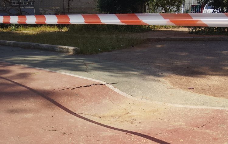 Καθίζηση στο προαύλιο του 4ου Λυκείου - 6ου Γυμνασίου στην Αλσούπολη
