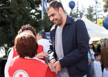 Σε εκδηλώσεις σε Παπάγου-Χολαργό, Κηφισιά και Γαλάτσι ο Παύλος Μαρινάκης