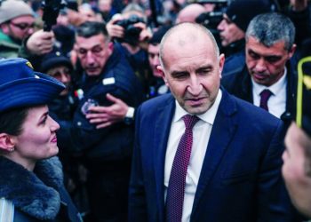 Βουλγαρία: Αλλαγή «φρουράς» με ερωτηματικά