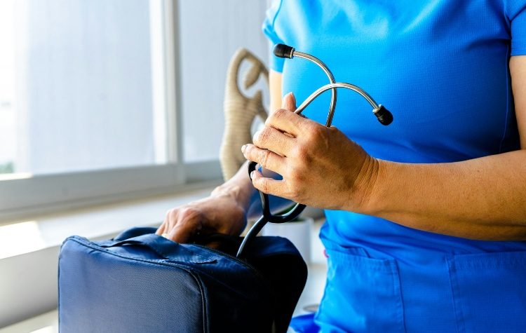 Μεταμόρφωση: Δωρεάν εξετάσεις για κατοίκους και μέλη ΚΑΠΗ