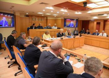 ΚΕΔΕ: Στο επίκεντρο του Δ.Σ. ο νέος Κώδικας Αυτοδιοίκησης, η οικονομική πίεση στους ΟΤΑ και θέματα σχολείων