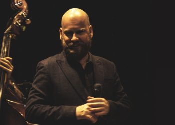 Alexandros Affolter: «Sinatra With A Twist» στο Theatre of The NO