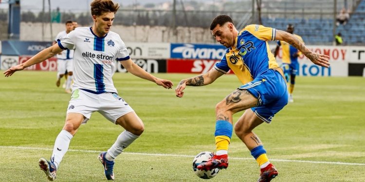 Super League: Η Κηφισιά έμεινε «όρθια» στην Τρίπολη με «κέρβερο» Τσιλιγγίρη