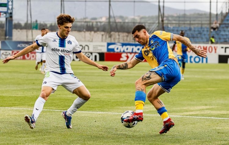 Super League: Η Κηφισιά έμεινε «όρθια» στην Τρίπολη με «κέρβερο» Τσιλιγγίρη