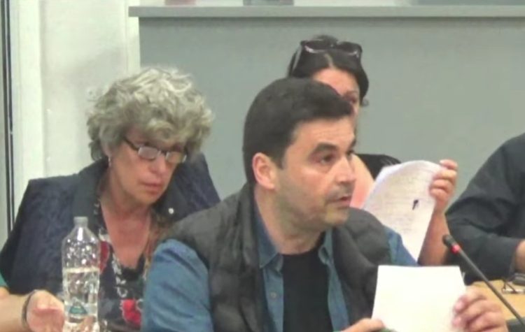 Ρήγμα στη διοίκηση Μαϊχόσογλου: Ανεξαρτητοποιήθηκαν οκτώ δημοτικοί σύμβουλοι
