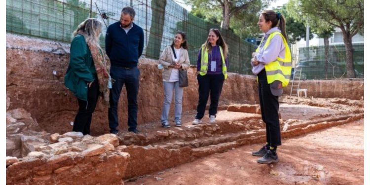 Δωρίνα Μουλλού,  Δρ. Αρχαιολόγος στην «Α»:  «Να μην  χαθεί από τη συλλογική μνήμη το ρωμαϊκό υδραγωγείο στα Βριλήσσια»