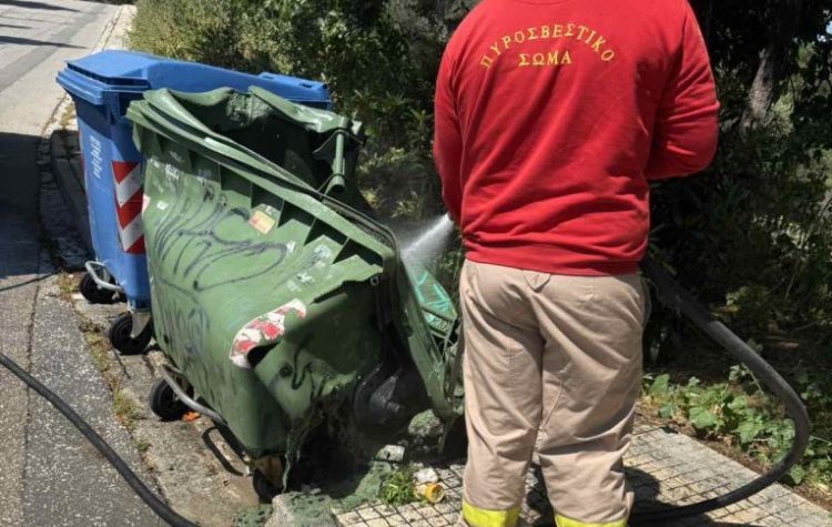 «Μπαράζ» πυρκαγιών σε κάδους απορριμμάτων