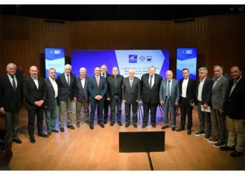 Ημερίδα ΚΕΔΕ: Συζήτηση για τη Συνταγματική Αναθεώρηση με «βολές» κατά του νέου εκλογικού νόμου