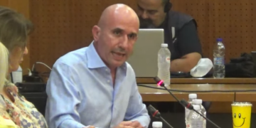 Προσφυγή στην Αποκεντρωμένη για το «χαράτσι» από τον Γρηγόρη Λέων