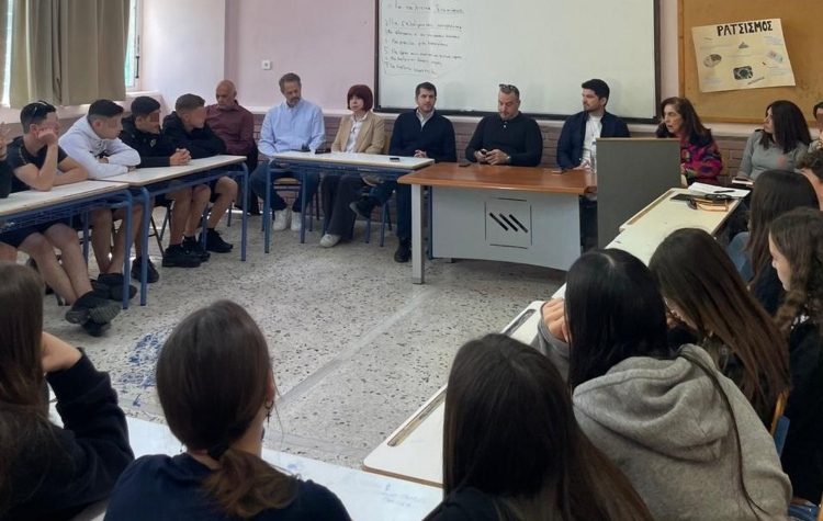 Συνάντηση δημάρχου και ΤΟ.Σ.Π.ΠΑ. με μαθητές του 3ου Γυμνασίου Κηφισιάς