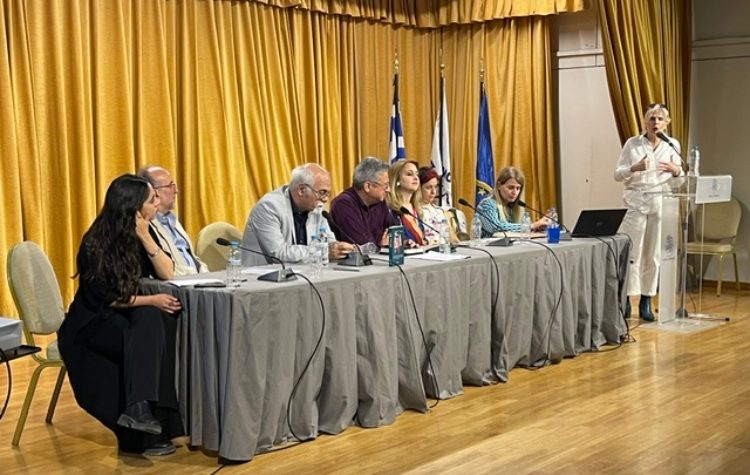 Διάλογος για την παιδική-εφηβική βία στο Δημαρχείο Κηφισιάς