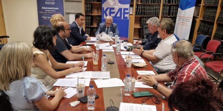 ΚΕΔΕ: «Ύψιστη προτεραιότητα η αδιάλειπτη λειτουργία και θεσμική ενίσχυση των Κέντρων Πρόληψης»