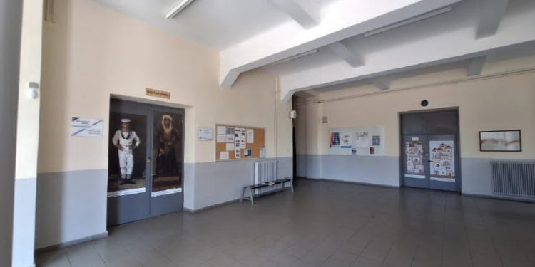 Σύλλογος Γονέων 1ου Πειραματικού ΓΕΛ Αμαρουσίου: «Η Τέχνη “χτυπά” τις πόρτες του σχολείου μας»