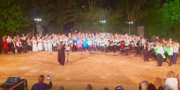 Ολοκληρώθηκε το 8ο Καλλιτεχνικό Φεστιβάλ Τρίτης Ηλικίας του Δήμου Χαλανδρίου