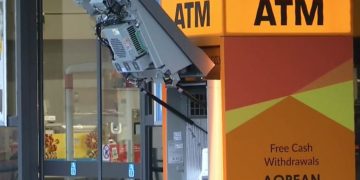 Ανατίναξαν ATM στα Βριλήσσια