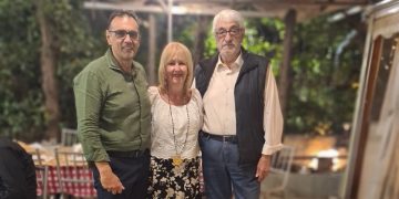 Με επιτυχία πραγματοποιήθηκε η παραδοσιακή «Χοχλιδοβραδιά» του Συλλόγου «η Αρετούσα»