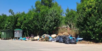 Αιρετοί και πολίτες εκπέμπουν SOS: Διπλό σήμα κινδύνου για πυρασφάλεια και καθαριότητα
