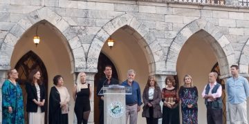 Μέγαρο Δουκίσσης Πλακεντίας: Πραγματοποιήθηκαν τα εγκαίνια της ομαδικής εικαστικής έκθεσης «Φως, Σκιά, Συμπτώσεις»