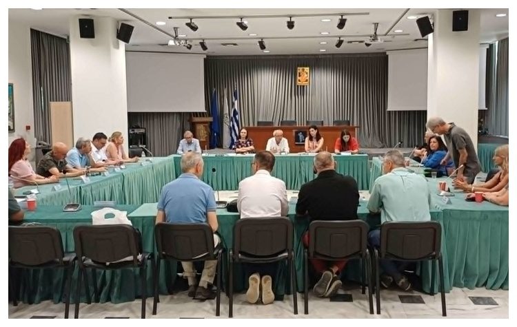 Δημαρχείο Αμαρουσίου: Συνάντηση της διοίκησης με τις διευθύνσεις των σχολείων Β/βάθμιας Εκπαίδευσης της πόλης