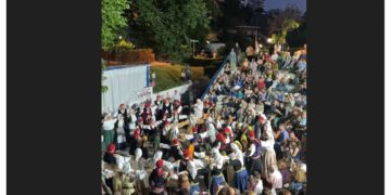 Άγιος Γεώργιος Γκιούλμπαξε: Με μεγάλη επιτυχία αναβίωσε το έθιμο του Κλήδονα στα Μελίσσια