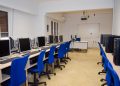 Με 549 εργαστήρια πληροφορικής εξοπλίζει τα σχολεία της Αττικής η Περιφέρεια Αττικής