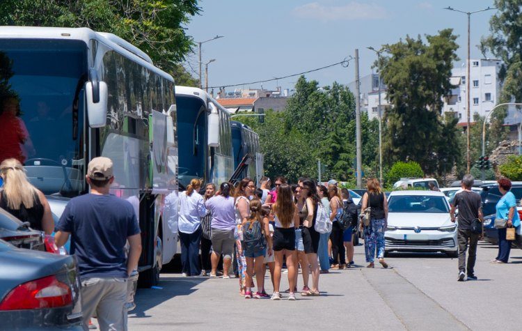 Αναχώρησε η πρώτη ομάδα για την κατασκήνωση στο Αλεποχώρι