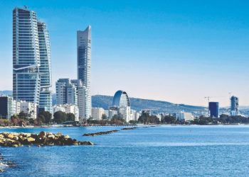 Ελληνικό κράτος με ουρανοξύστες, με Δήμους που λειτουργούν ρολόι και χωρίς διόδια;
