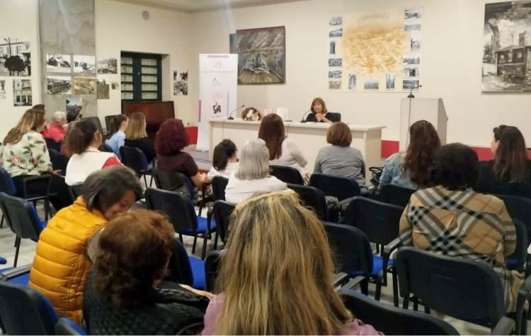 Στη Νέα Ιωνία παρουσιάστηκε το νέο βιβλίο της Λένας Μαντά