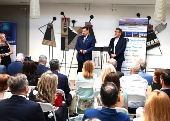 14ο Ετήσιο Συμπόσιο-Θεσμός Med Professionals Medical Awards στο Κέντρο Τέχνης, Τύπου & Πολιτισμού «ΑΜΑΡΥΣΙΑ»