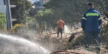 Νέα Πεντέλη: Άμεσα κατασβέστηκε πυρκαγιά σε έκταση με χαμηλή βλάστηση
