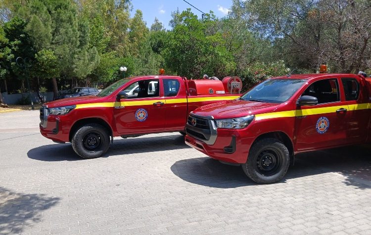 Mε δύο νέα σύγχρονα πυροσβεστικά οχήματα ενισχύθηκε ο Δήμος Πεντέλης