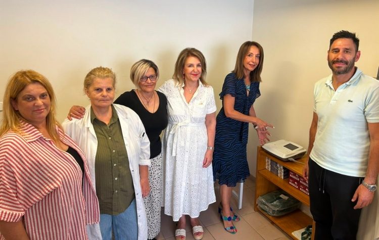 Δωρεά ηλεκτροκαρδιογράφου από τον Ροταριανό Όμιλο Κηφισιά – Πολιτεία