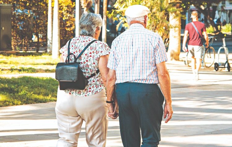 Τα γέρικα πουλιά…