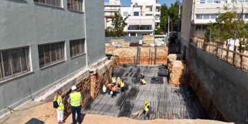 Για την εξέλιξη της επέκτασης του 1ου Δημοτικού Σχολείου Αμαρουσίου ενημερώθηκε ο δημάρχος Θεόδωρος Αμπατζόγλου