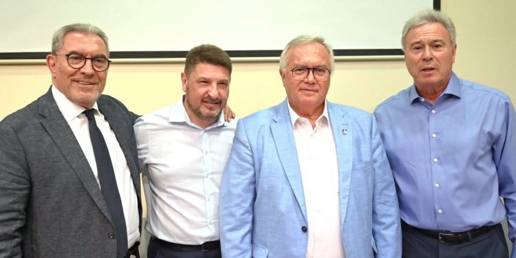 Νέος πρόεδρος του Περιφερειακού Συμβουλίου Αττικής ο Χρήστος Γώγος
