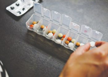 ΗΠΑ: Φαρμακευτικό «ψαλίδι»