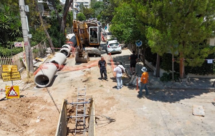 Αγία Φιλοθέη Αμαρουσίου: Σε εξέλιξη τα αντιπλημμυρικά στη συμβολή Ιπποκράτους και Ερυθρού Σταυρού
