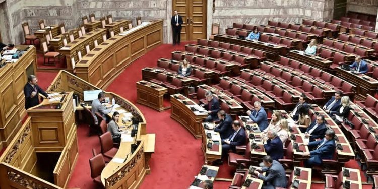 «Νοικοκυρεύοντας» την Τοπική Αυτοδιοίκηση
