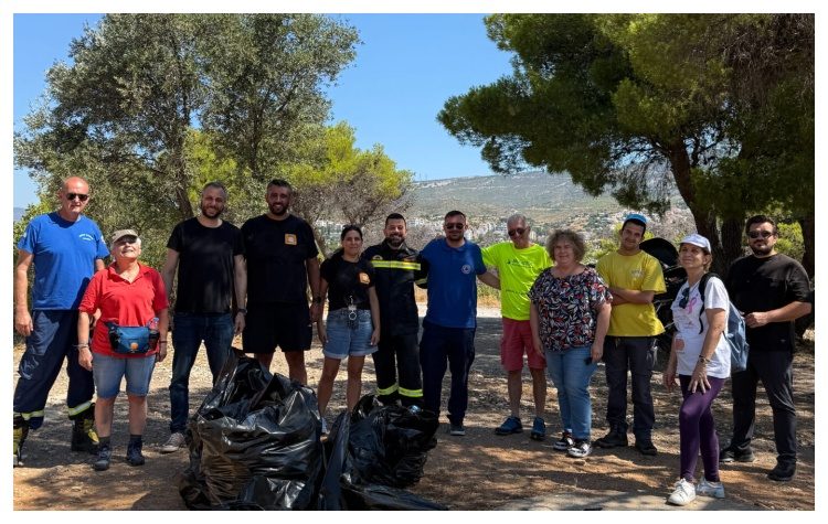 Εθελοντική δράση καθαρισμού του Δάσους Αγίου Θεοκλήτου παρουσία Γ. Πισιμίση